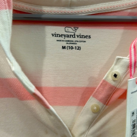 Super Cute Vineyard Vines striped Girls Romper with drawstring and hood. - Picture 2 of 4